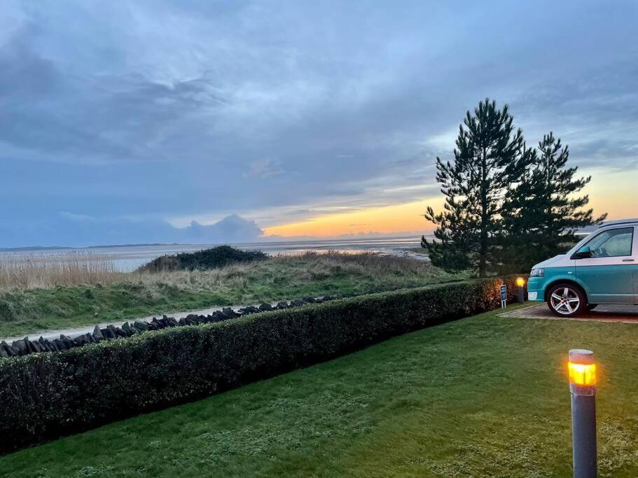 Coastal Apartment With Beach On Your Doorstep! Llanelli Exteriör bild