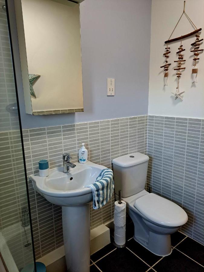 Coastal Apartment With Beach On Your Doorstep! Llanelli Exteriör bild